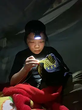 chaomay796xo online show from December 2024 05:04:01 AM