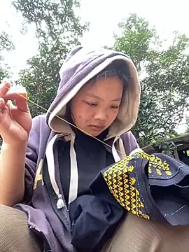 chaomay796xo online show from December 2024 09:11:01 AM