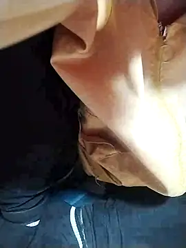 ngoclothingoc9en online show from March 2025 12:04:01 PM