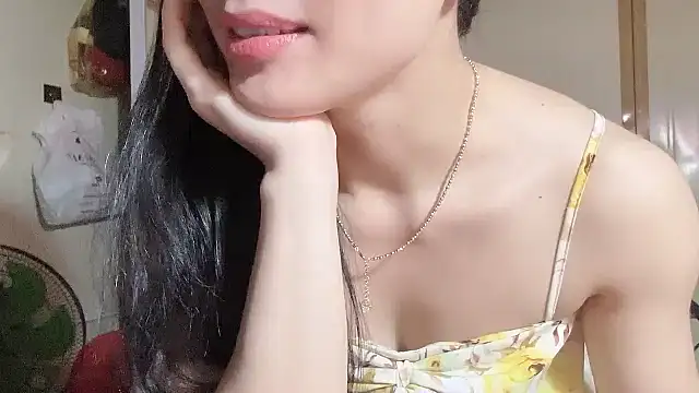 LinhChi 9x online show from March 2026 01:14:02 PM