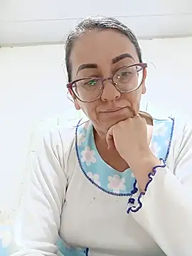 Snapshot of miss_hanna07 chatting on June 2026 11:24:01 PM miss hanna07 online show from June 2026 11:24:01 PM