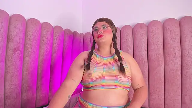 Snapshot of Tom_Silver__ chatting on December 2024 02:38:02 PM Tom Silver online show from December 2024 02:38:02 PM