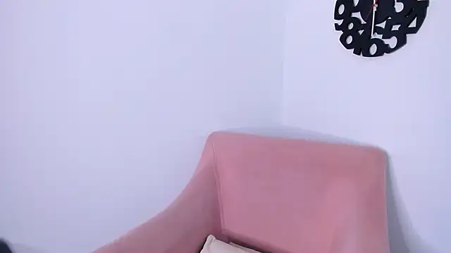 Snapshot of Tom_Silver__ chatting on February 2025 12:42:01 AM Tom Silver online show from February 2025 12:42:01 AM