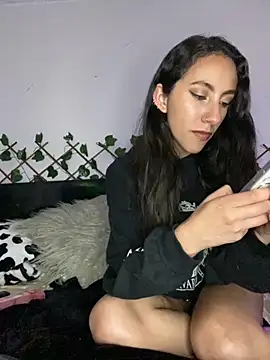 Snapshot of FrancellyHot chatting on October 2025 12:22:02 AM FrancellyHot online show from October 2025 12:22:02 AM