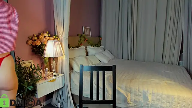 Dearly Emily online show from December 2025 05:19:02 PM