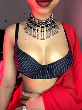 Hot-sexy222 online show from November 2025 01:40:01 AM