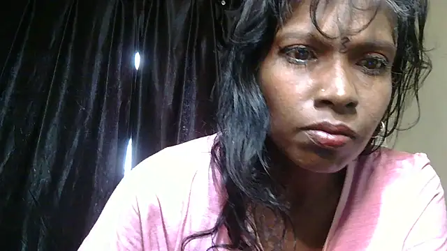 Fuckable Nasty MILF online show from February 2025 06:02:01 AM