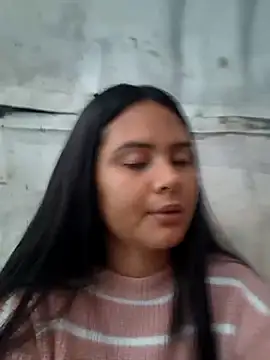 sexy-latin10 online show from March 2025 10:48:01 AM