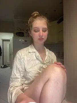 MollyDolle online show from June 2026 08:01:02 PM