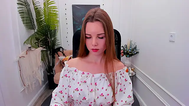 MileyWings online show from November 2025 04:37:01 AM