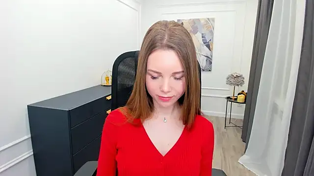 Snapshot of MileyWings chatting on March 2026 04:27:01 AM MileyWings online show from March 2026 04:27:01 AM