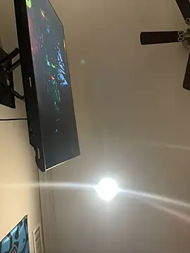 Snapshot of ThicBunz chatting on March 2025 12:29:01 PM ThicBunz online show from March 2025 12:29:01 PM