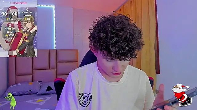 Snapshot of Nathan_Bluee chatting on December 2024 02:42:01 PM Nathan Bluee online show from December 2024 02:42:01 PM