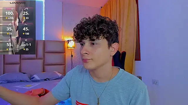 Snapshot of Nathan_Bluee chatting on February 2025 04:50:01 PM Nathan Bluee online show from February 2025 04:50:01 PM