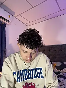 Nathan Bluee online show from November 2025 03:05:02 PM