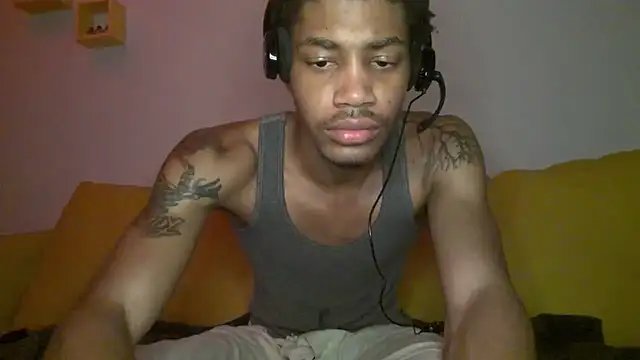 Skinnyblackman online show from August 2026 04:25:01 AM