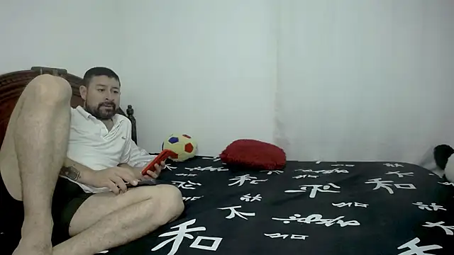 ambar jacksonn online show from November 2025 03:31:02 AM