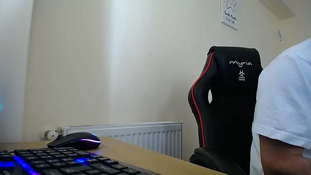 amydamarw online show from April 2026 11:54:02 AM