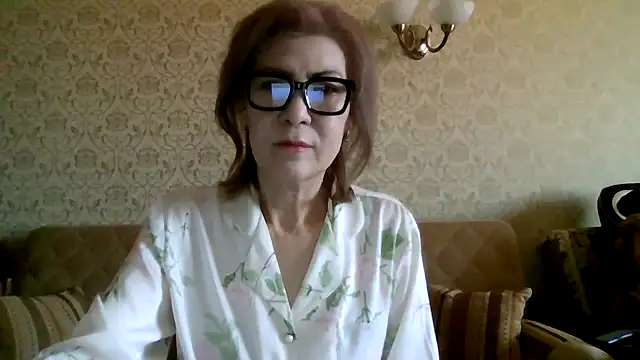 Snapshot of Elegant00Lady chatting on March 2026 05:00:01 AM Elegant00Lady online show from March 2026 05:00:01 AM