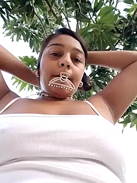 Snapshot of anaesca chatting on February 2025 11:42:02 AM anaesca online show from February 2025 11:42:02 AM