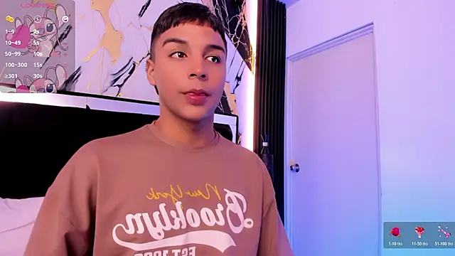 Snapshot of Seductivo_jr chatting on October 2025 03:56:02 AM Seductivo jr online show from October 2025 03:56:02 AM