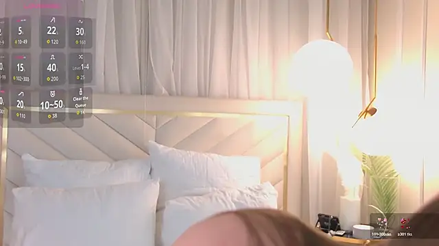 AmandaPirs online show from October 2025 12:34:02 PM