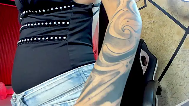 Melany Luv online show from December 2025 09:12:02 PM