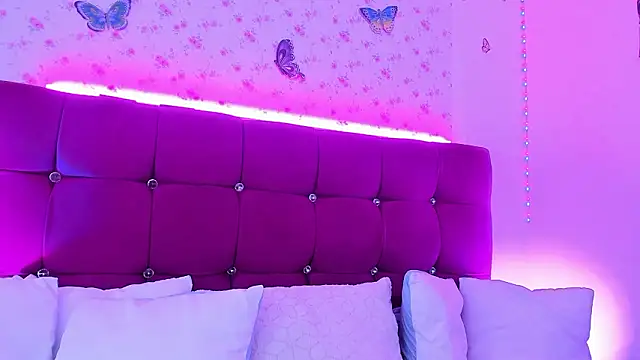 Mai higurashi online show from February 2026 07:50:02 PM