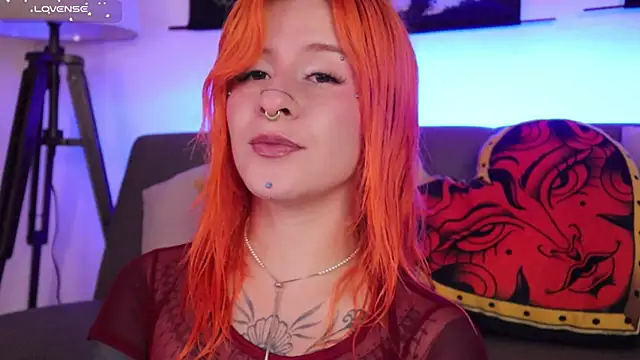 Snapshot of Daarlene chatting on December 2025 11:30:02 AM Daarlene online show from December 2025 11:30:02 AM