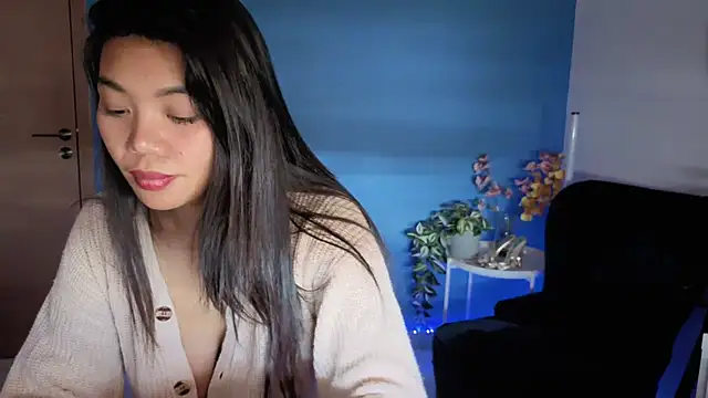 Snapshot of NaughtyMe chatting on October 2025 06:44:02 AM NaughtyMe online show from October 2025 06:44:02 AM