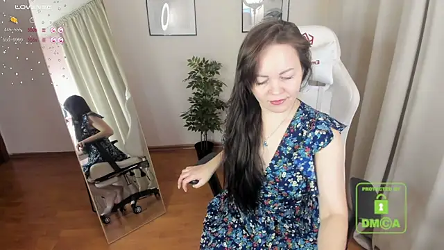 Snapshot of VanessaSmuth chatting on January 2025 01:29:01 AM VanessaSmuth online show from January 2025 01:29:01 AM