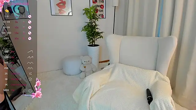 Snapshot of VanessaSmuth chatting on November 2025 02:06:02 AM VanessaSmuth online show from November 2025 02:06:02 AM