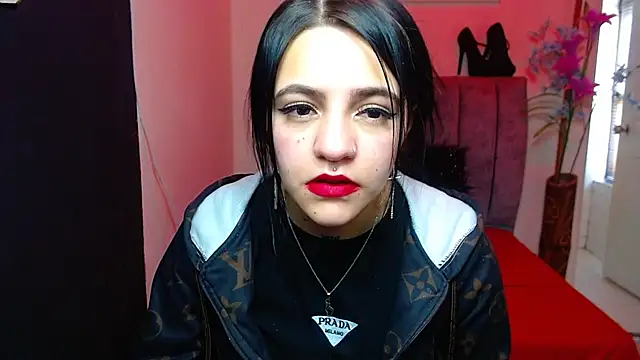 Violettasquirt online show from October 2025 01:33:02 PM