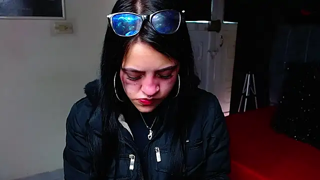 Violettasquirt online show from February 2026 01:27:02 PM