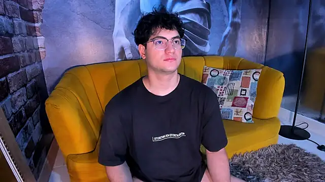 Snapshot of Mark_Evans1_ chatting on March 2025 08:10:02 PM Mark Evans1  online show from March 2025 08:10:02 PM