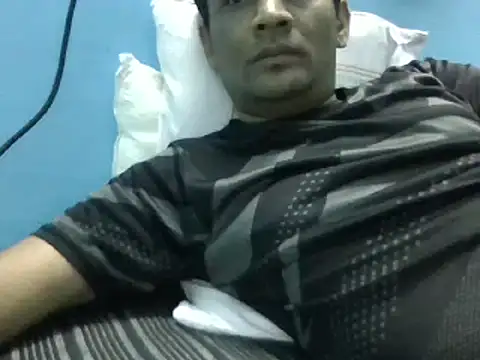 Snapshot of NiceBoy9099 chatting on January 2025 12:03:02 PM NiceBoy9099 online show from January 2025 12:03:02 PM