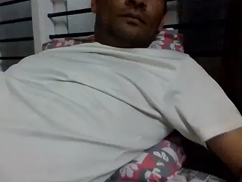 Snapshot of NiceBoy9099 chatting on January 2025 05:12:02 PM NiceBoy9099 online show from January 2025 05:12:02 PM