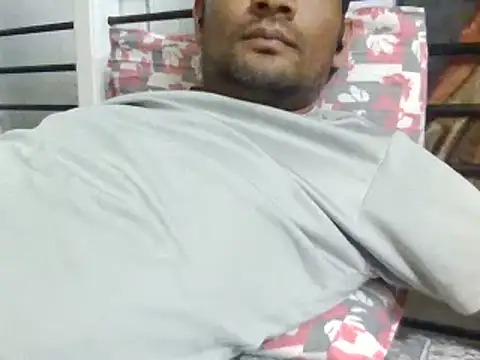 Snapshot of NiceBoy9099 chatting on February 2025 05:58:02 PM NiceBoy9099 online show from February 2025 05:58:02 PM