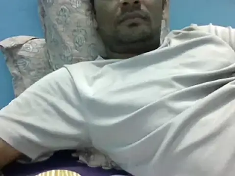 Snapshot of NiceBoy9099 chatting on March 2025 12:31:02 PM NiceBoy9099 online show from March 2025 12:31:02 PM