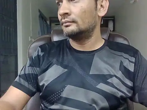 NiceBoy9099 online show from April 2026 05:16:02 PM