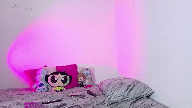 Snapshot of KetraWesttt chatting on November 2025 09:15:01 PM KetraWesttt online show from November 2025 09:15:01 PM