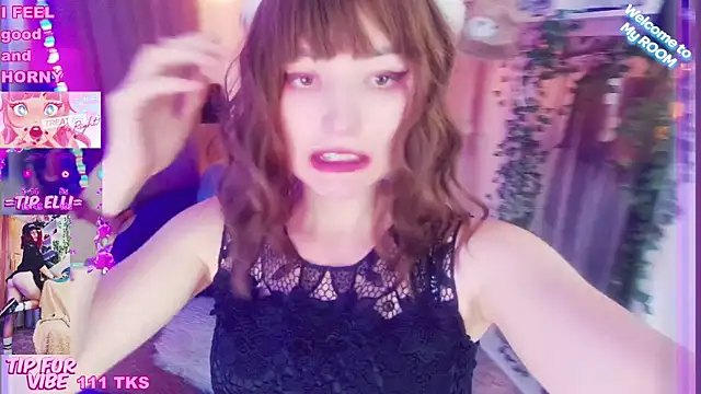 Toxic Ellies online show from December 2024 11:00:01 AM