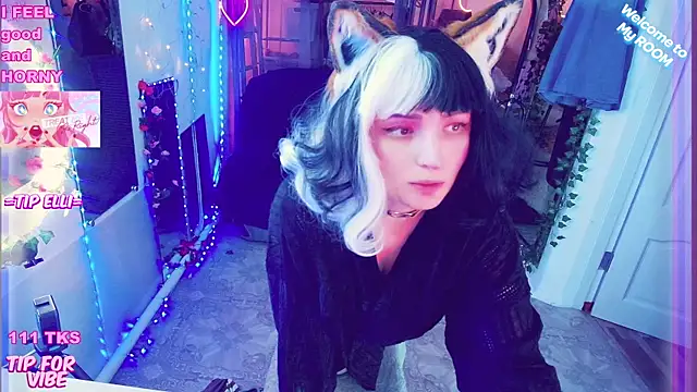 Toxic Ellies online show from December 2024 10:51:02 AM