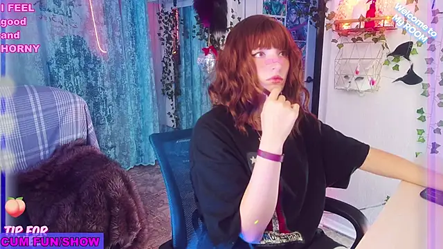 Toxic Ellies online show from January 2025 12:38:01 PM