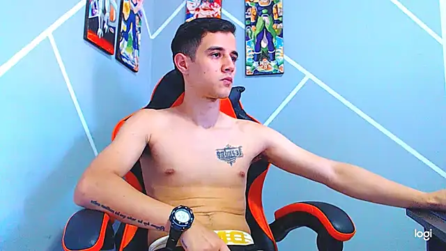 ADAM HOT online show from October 2025 09:59:01 PM