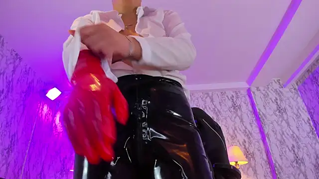 Snapshot of Camila_Chainn chatting on February 2025 08:13:01 PM Camila Chainn online show from February 2025 08:13:01 PM