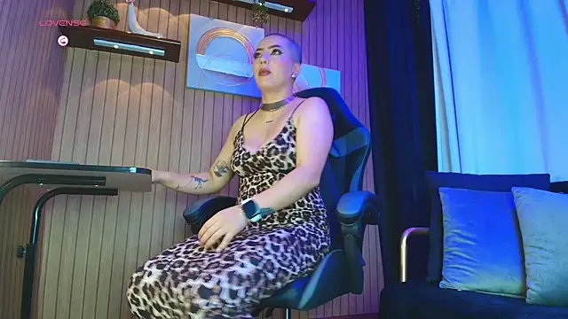 Snapshot of Camila_Chainn chatting on October 2025 12:42:02 PM Camila Chainn online show from October 2025 12:42:02 PM