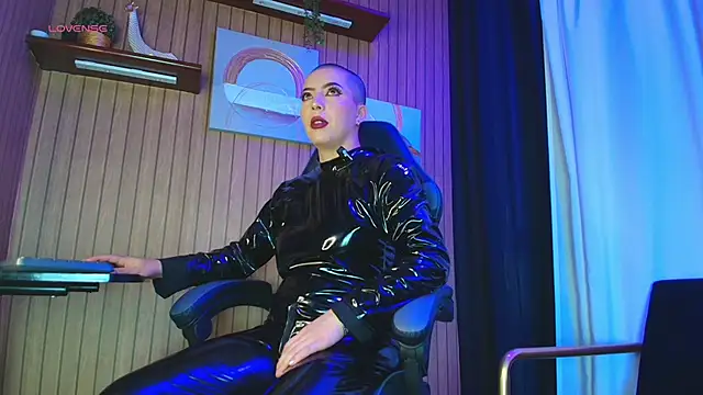 Snapshot of Camila_Chainn chatting on October 2025 06:37:01 AM Camila Chainn online show from October 2025 06:37:01 AM