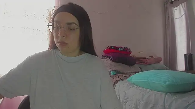 HARLEYNAPIER online show from April 2026 03:38:01 PM