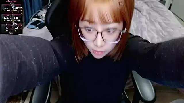 Snapshot of Angelababy001 chatting on January 2025 02:19:01 PM Angelababy001 online show from January 2025 02:19:01 PM